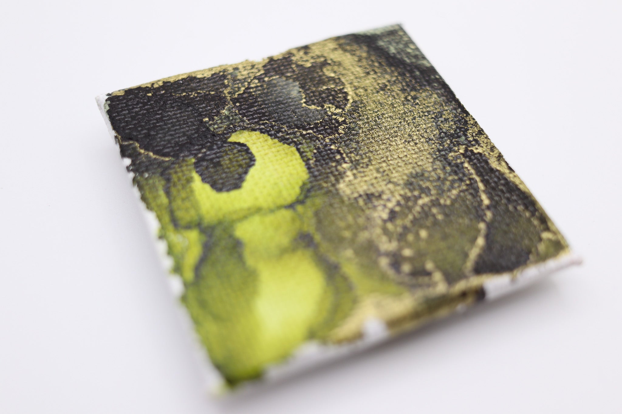 2x2 Mini Masterpiece Magnet - Acid Green/Black