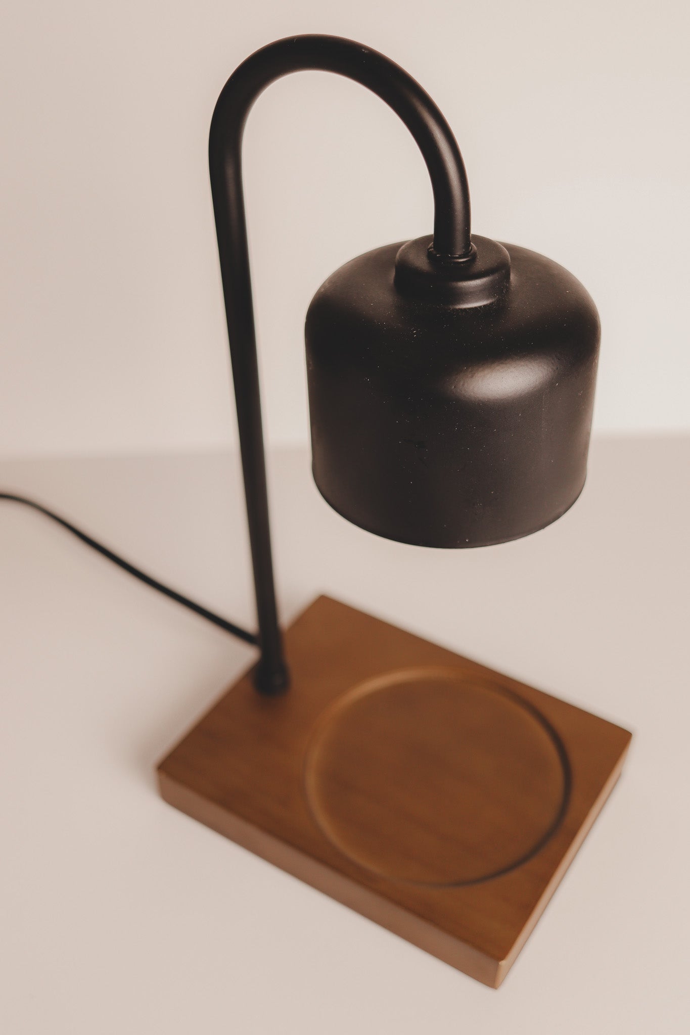 Arched Candle Warmer Lamp - Black and Wood