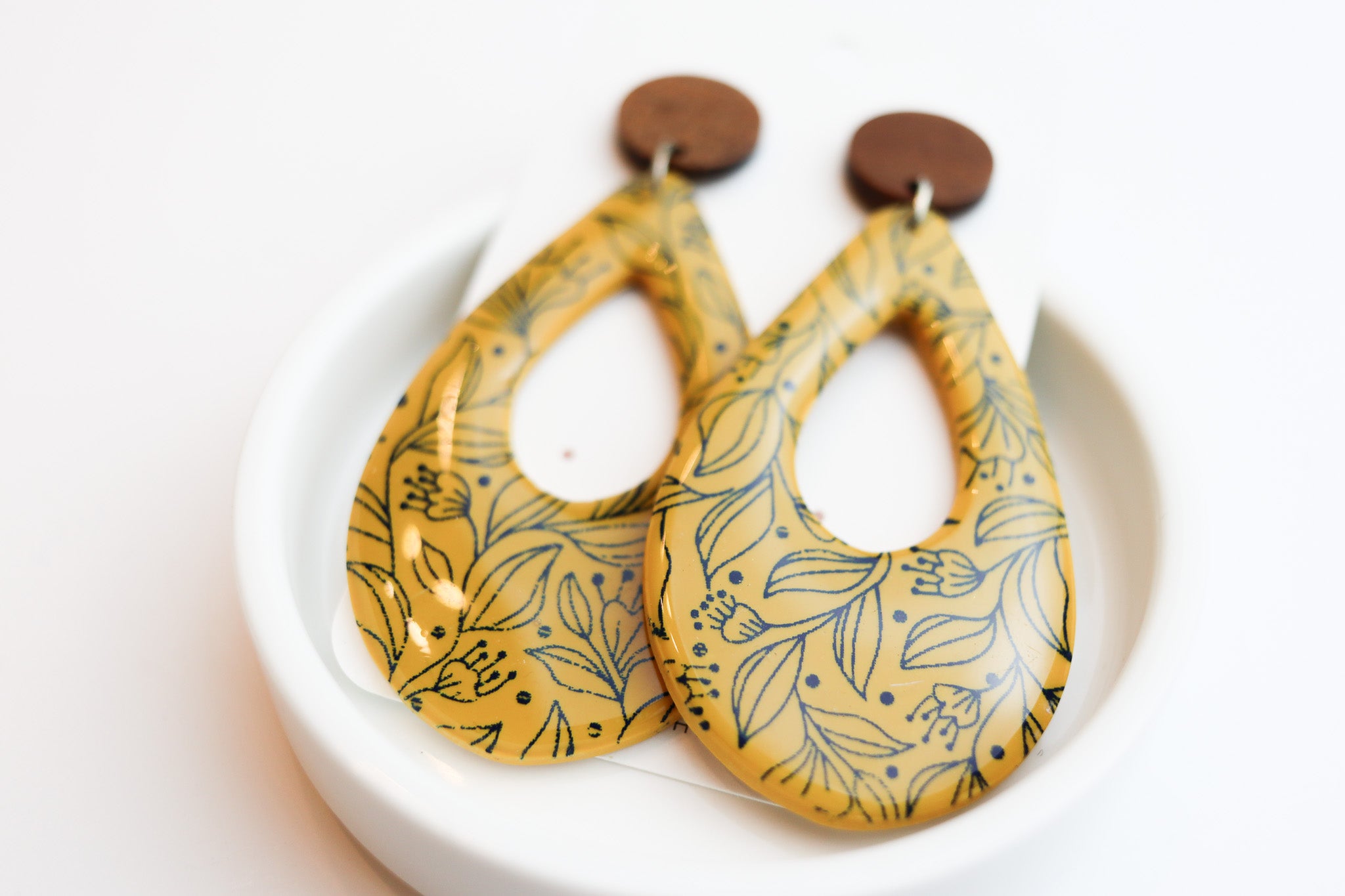 Boho Mustard Floral Vine Earring