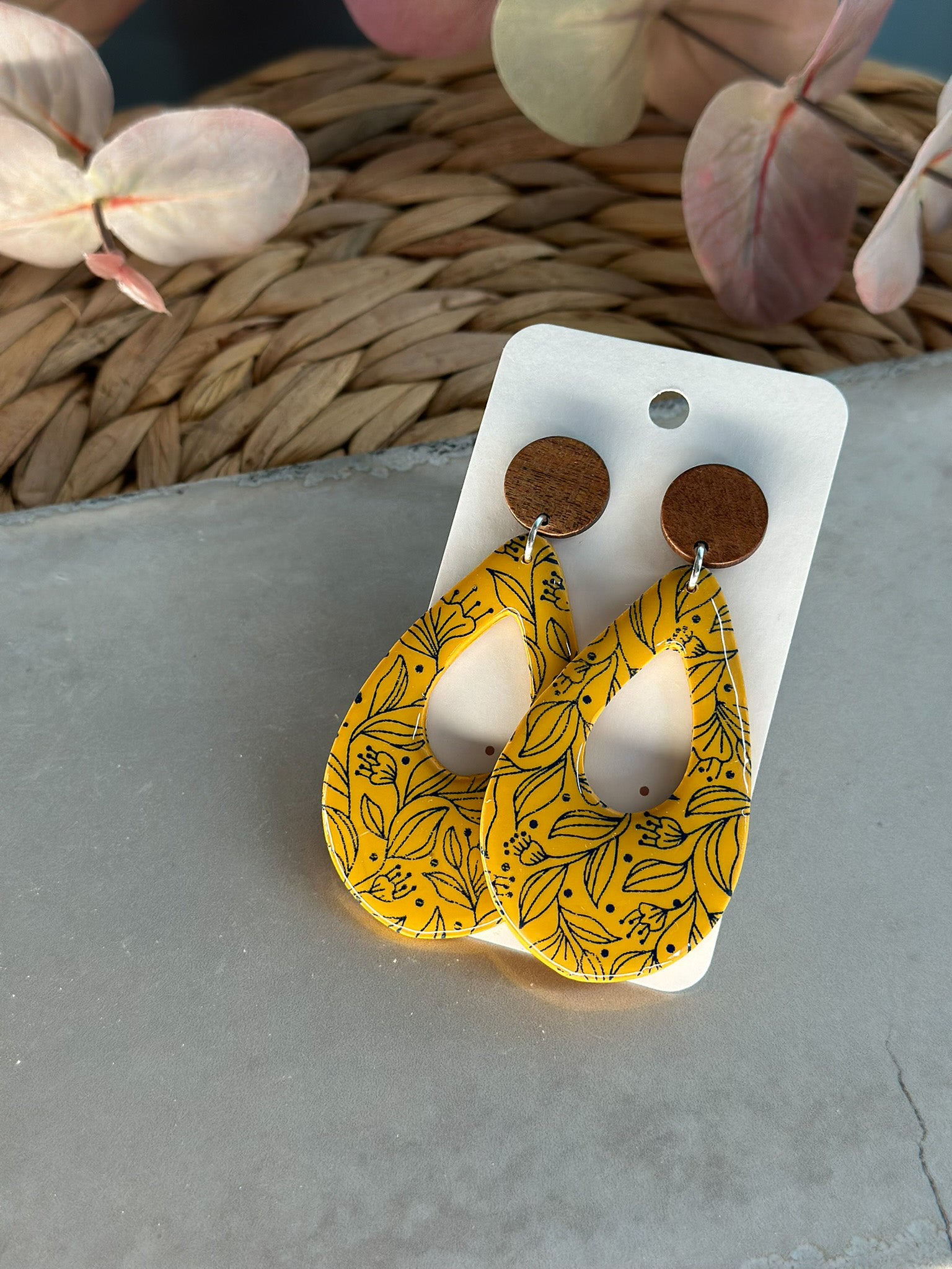 Boho Mustard Floral Vine Earring